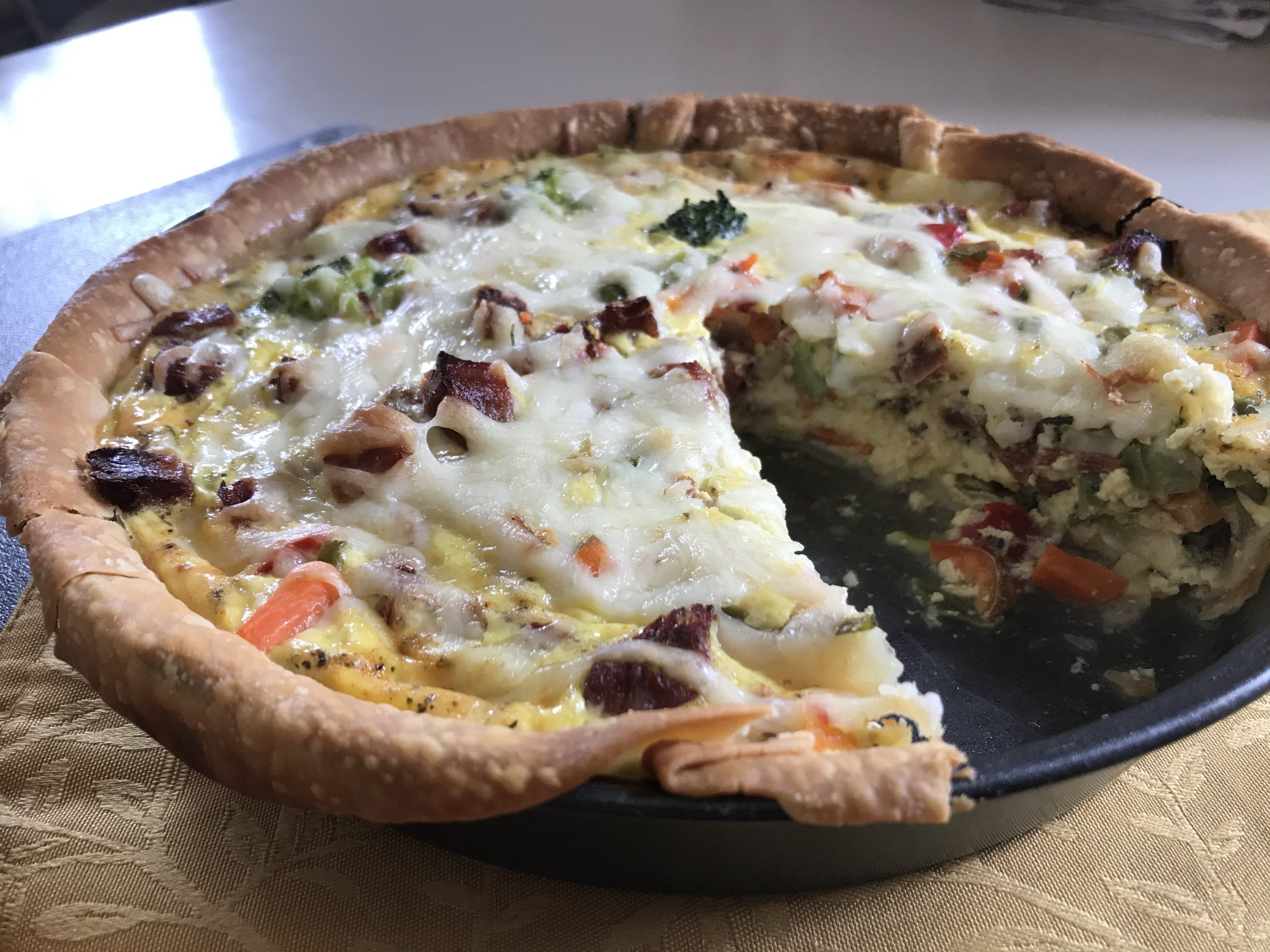Quiches au jambon, légumes et Suisse St-Guillaume